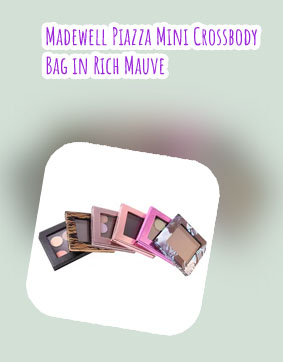 Magnetic makeup bag